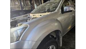 isuzu dmax sol ön çamurluk